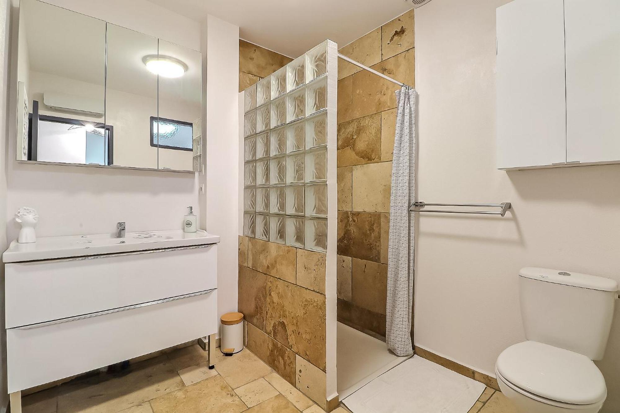 Le Logy-Cosy - Appartement 5 Pers - Clim Wifi Cosy Garage Saint-Gilles  Eksteriør bilde
