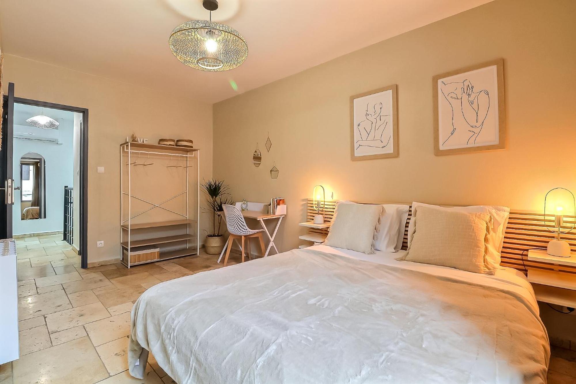 Le Logy-Cosy - Appartement 5 Pers - Clim Wifi Cosy Garage Saint-Gilles  Eksteriør bilde